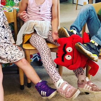 kleurenmonster gaat naar school